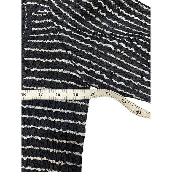 CHICO'S Black White TRAVELERS COLLECTION Cardigan Jacket Lightweight Sz 1 MEDIUM - Picture 7 of 9